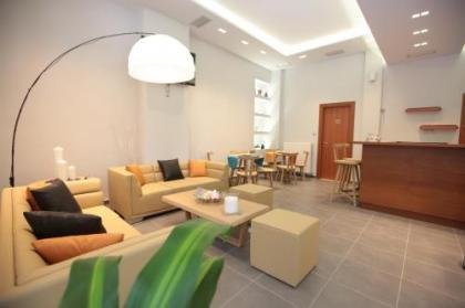 Meni Apartments - image 18