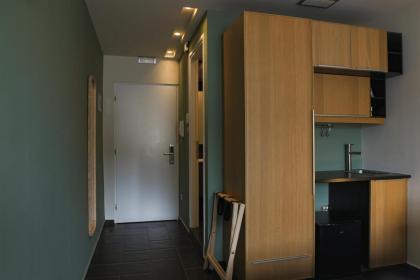 Elite Ermou Suites - image 17