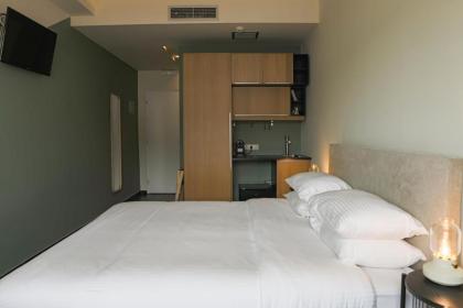 Elite Ermou Suites - image 19