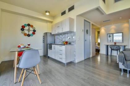 Athens Way Lofts - image 1