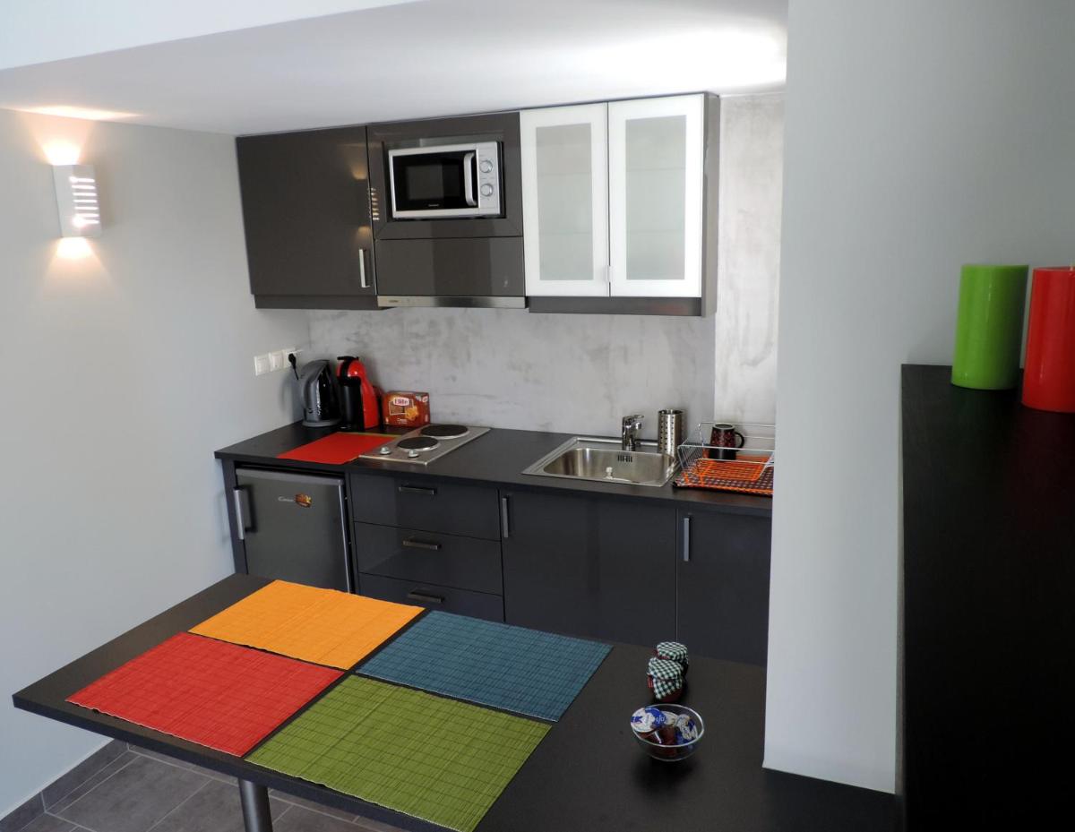 Apartment in the Centre of Athens - image 4