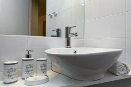 Vintage Apartment in the Heart of Plaka - image 16