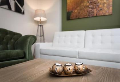 Vintage Apartment in the Heart of Plaka - image 17