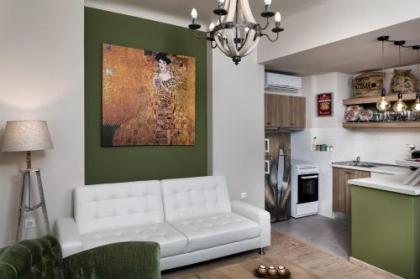 Vintage Apartment in the Heart of Plaka - image 4