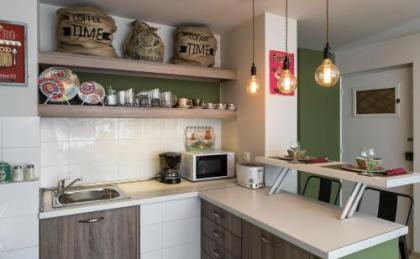 Vintage Apartment in the Heart of Plaka - image 8