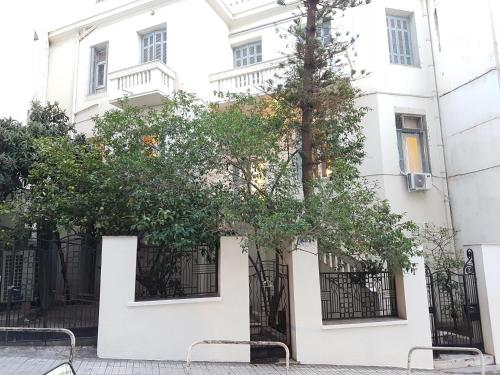 Errathens Aegean Apartment - Athens Center 5 BD 2 BATH - image 2