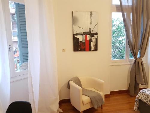 Errathens Aegean Apartment - Athens Center 5 BD 2 BATH - image 7