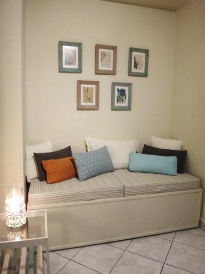 Kolonaki Cozy Apartment - image 20