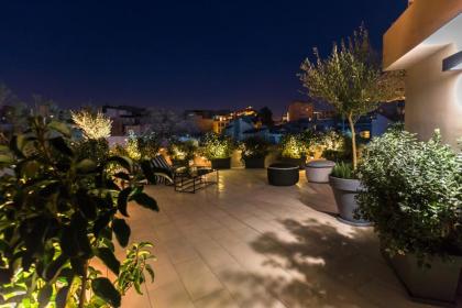 Heart of Athens - image 15