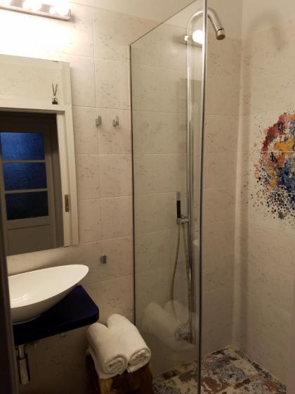 Kolonaki Deco Apartment - image 10