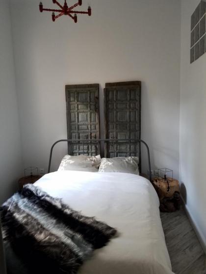 Kolonaki Deco Apartment - image 5