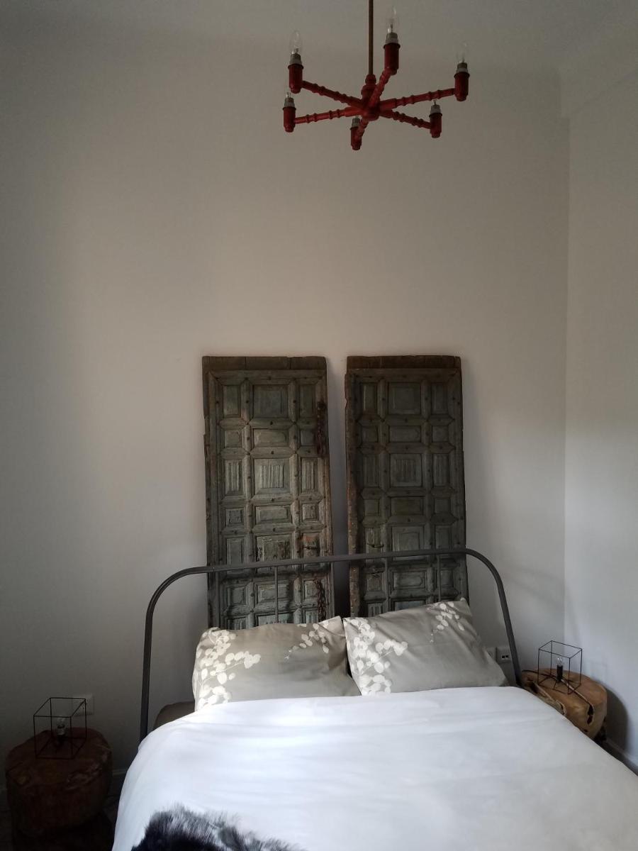 Kolonaki Deco Apartment - image 6