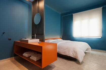 Syntagma Square Modern Apartments - image 9