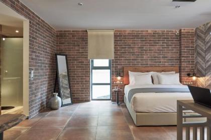 18 Micon Street - image 3