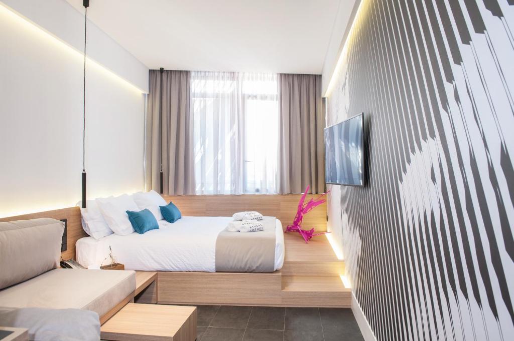 Athens Lodge - main image