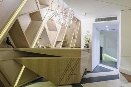 Athens Lodge - image 12