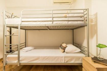 Renovated 3 bedroom apt with Acropolis View - image 4
