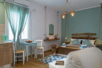 Athens Wooden Studio - image 17