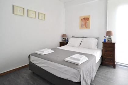 Plaka Elegant Apartment - image 12