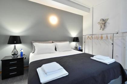 Plaka Elegant Apartment - image 8