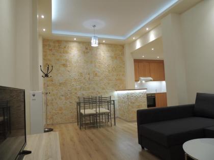 Apartment near Acropolis - image 20