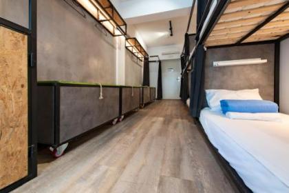 Bedbox Hostel - image 17