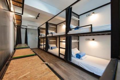 Bedbox Hostel - image 9