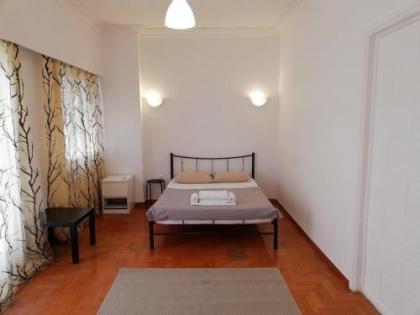 Sfiggos 54 Guest House - image 11