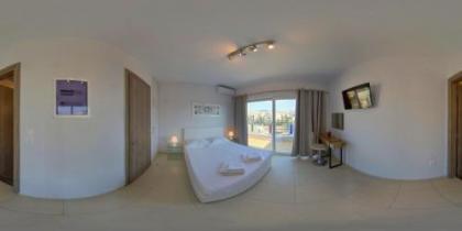 Alekos Apartments 1 Νetflix - image 6
