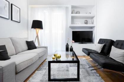 Lux Central Apt at Kolonaki Area - image 1