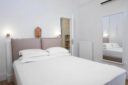 Lux Central Apt at Kolonaki Area - image 11