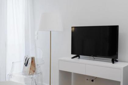 Lux Central Apt at Kolonaki Area - image 12