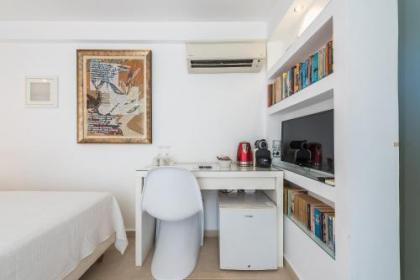 A Room with a View - image 18