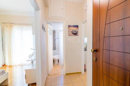 Charmy Petit Flat in Athens - image 9