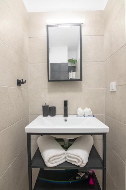 Athens Connection Apartments - image 10