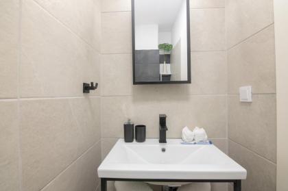 Athens Connection Apartments - image 11