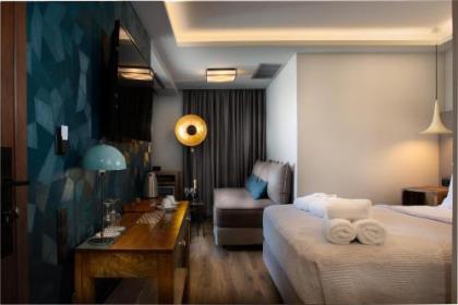 360Degrees Pop Art Hotel - image 5
