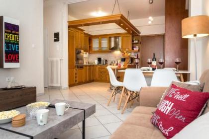 Pisces - City Center Apartment - image 11