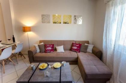 Pisces - City Center Apartment - image 16