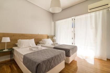 Superb apartment in the heart of Athens - image 3