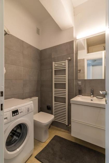 Superb apartment in the heart of Athens - image 9