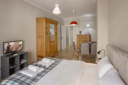 Leonidas Loft in the heart of Athens by GHH - image 8