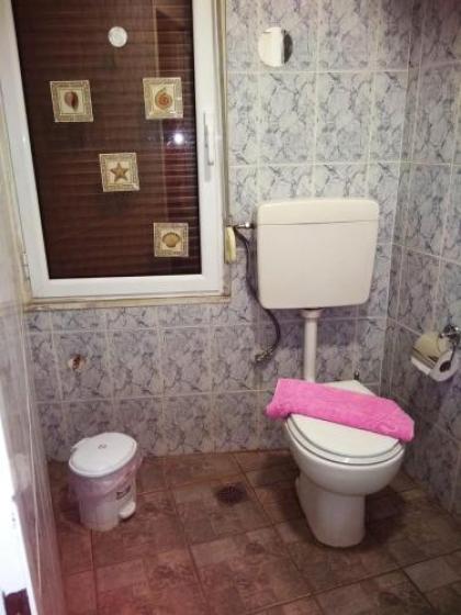 Dima Rooms And Apartments - image 10