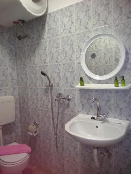 Dima Rooms And Apartments - image 2