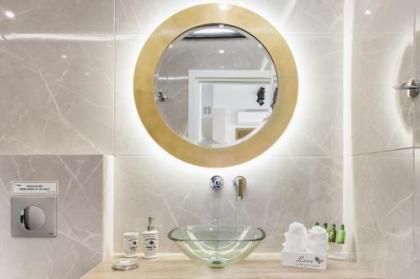The Athenians Modern Apartments - image 4