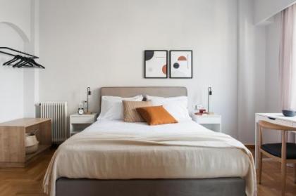 Central Cozy Apartments in Plaka by UPSTREET - image 11