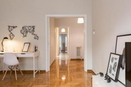 Sleek Flat in Central Syntagma by UPSTREET - image 8