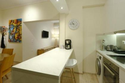 Phaedrus Living City Center Luxury Flat Kolonaki - image 6