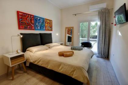 Phaedrus Living City Center Luxury Flat Kolonaki - image 9