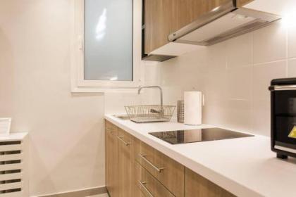 Chic and Cosy Flat in Plaka by UPSTREET - image 18